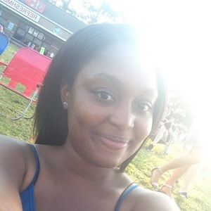 Meet your Posher, Alicia